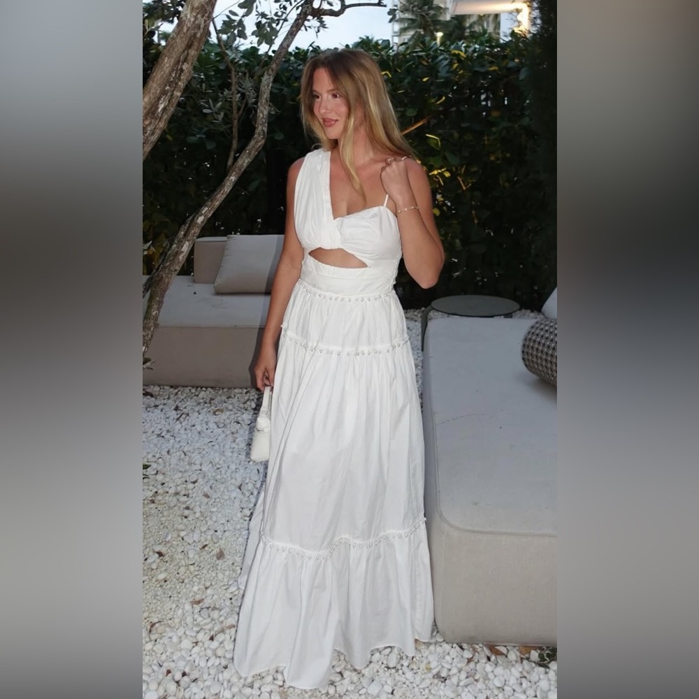 Elliat aroha maxi dress size small
